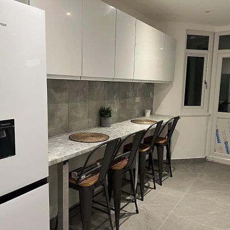 Beautiful Rooms Only Few Steps Away From Bruce Grove Tottenham Stadium Londýn Exteriér fotografie