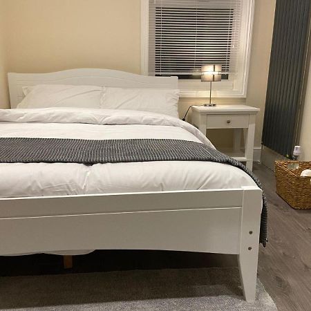 Beautiful Rooms Only Few Steps Away From Bruce Grove Tottenham Stadium Londýn Exteriér fotografie