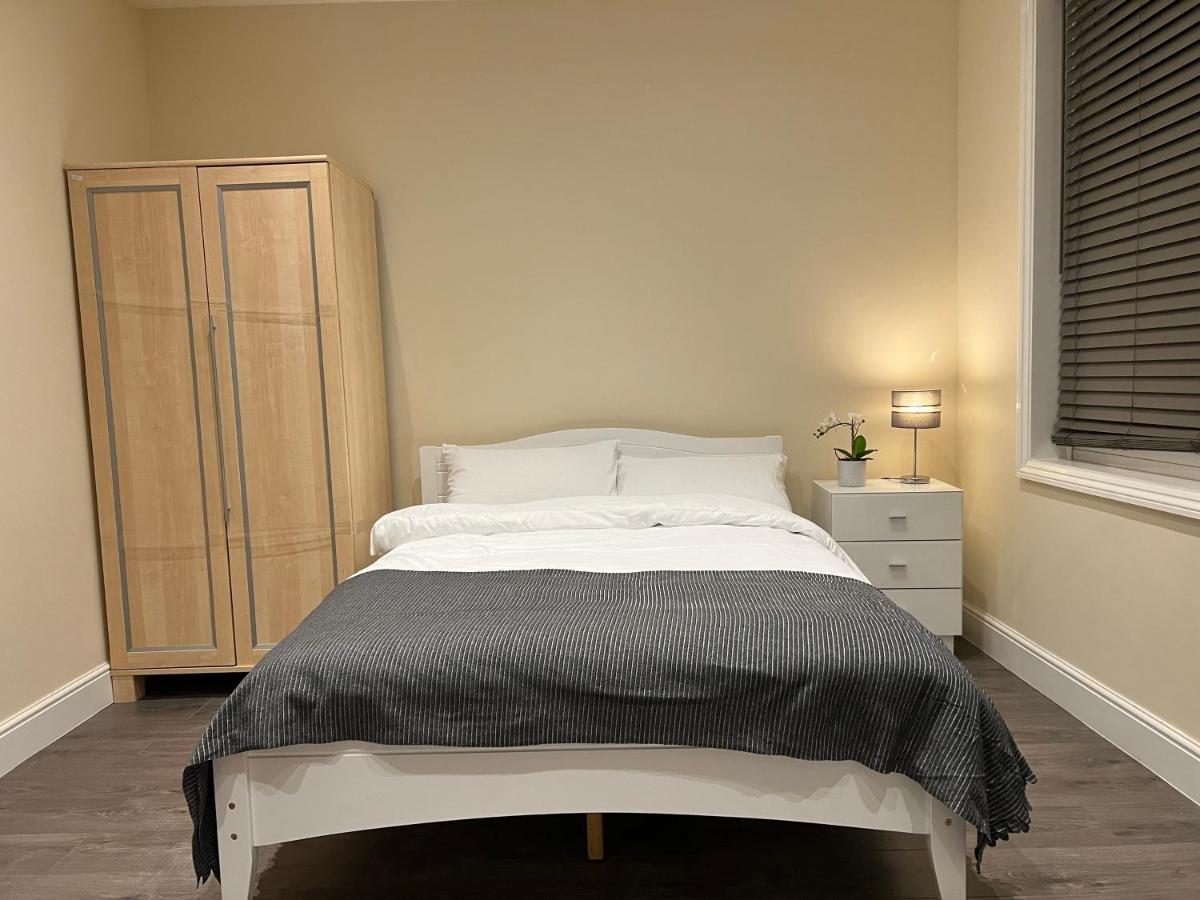 Beautiful Rooms Only Few Steps Away From Bruce Grove Tottenham Stadium Londýn Exteriér fotografie