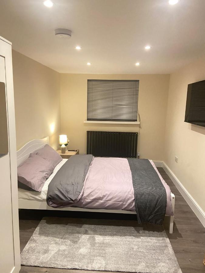 Beautiful Rooms Only Few Steps Away From Bruce Grove Tottenham Stadium Londýn Exteriér fotografie