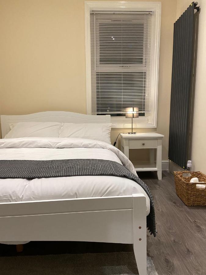Beautiful Rooms Only Few Steps Away From Bruce Grove Tottenham Stadium Londýn Exteriér fotografie